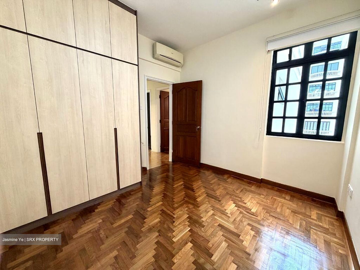 Park East (D15), Condominium #503425241